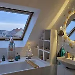 Breeze Maisonette In Leipzig, Balkon Und דירה *