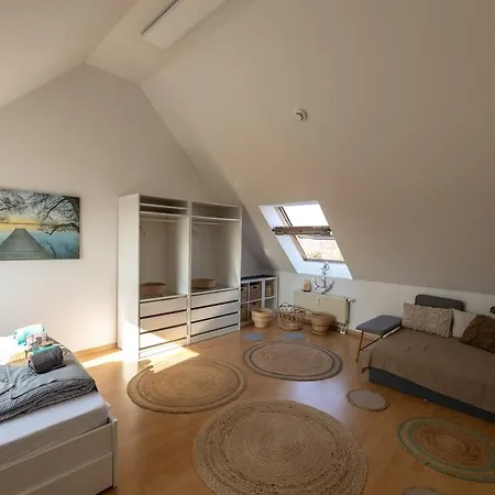 Breeze Maisonette Bei Leipzig * Markkleeberg