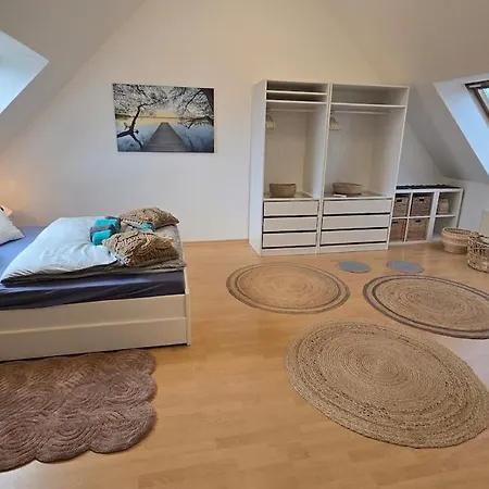 Breeze Maisonette In Leipzig, Balkon Und Markkleeberg
