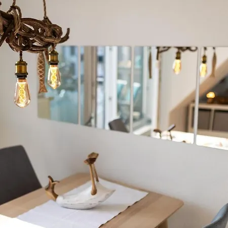 Breeze Maisonette In Leipzig, Balkon Und 아파트 *