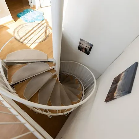 Breeze Maisonette In Leipzig, Balkon Und